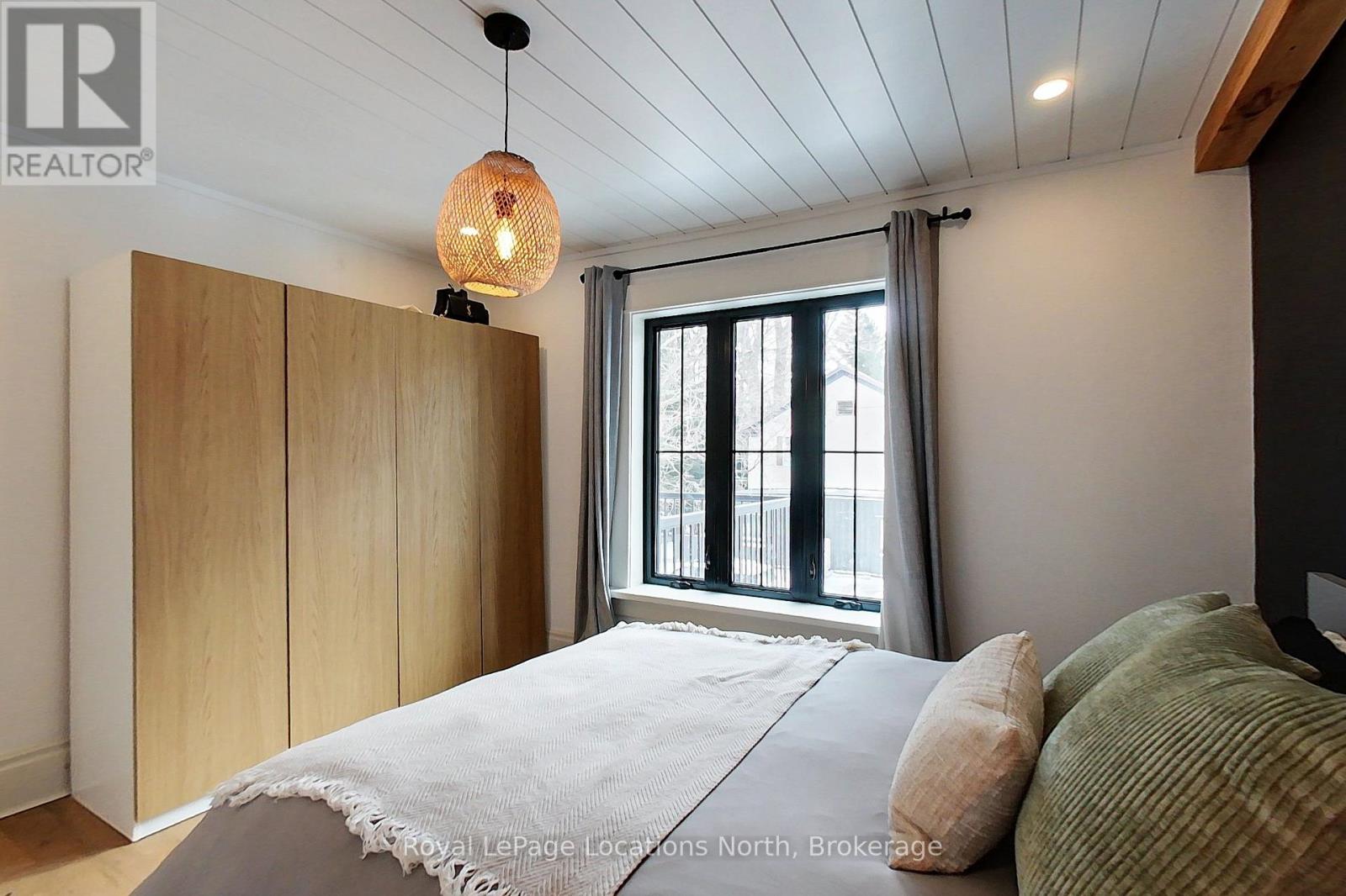 24 Marshall Street W, Meaford, Ontario  N4L 1E3 - Photo 27 - X12903526