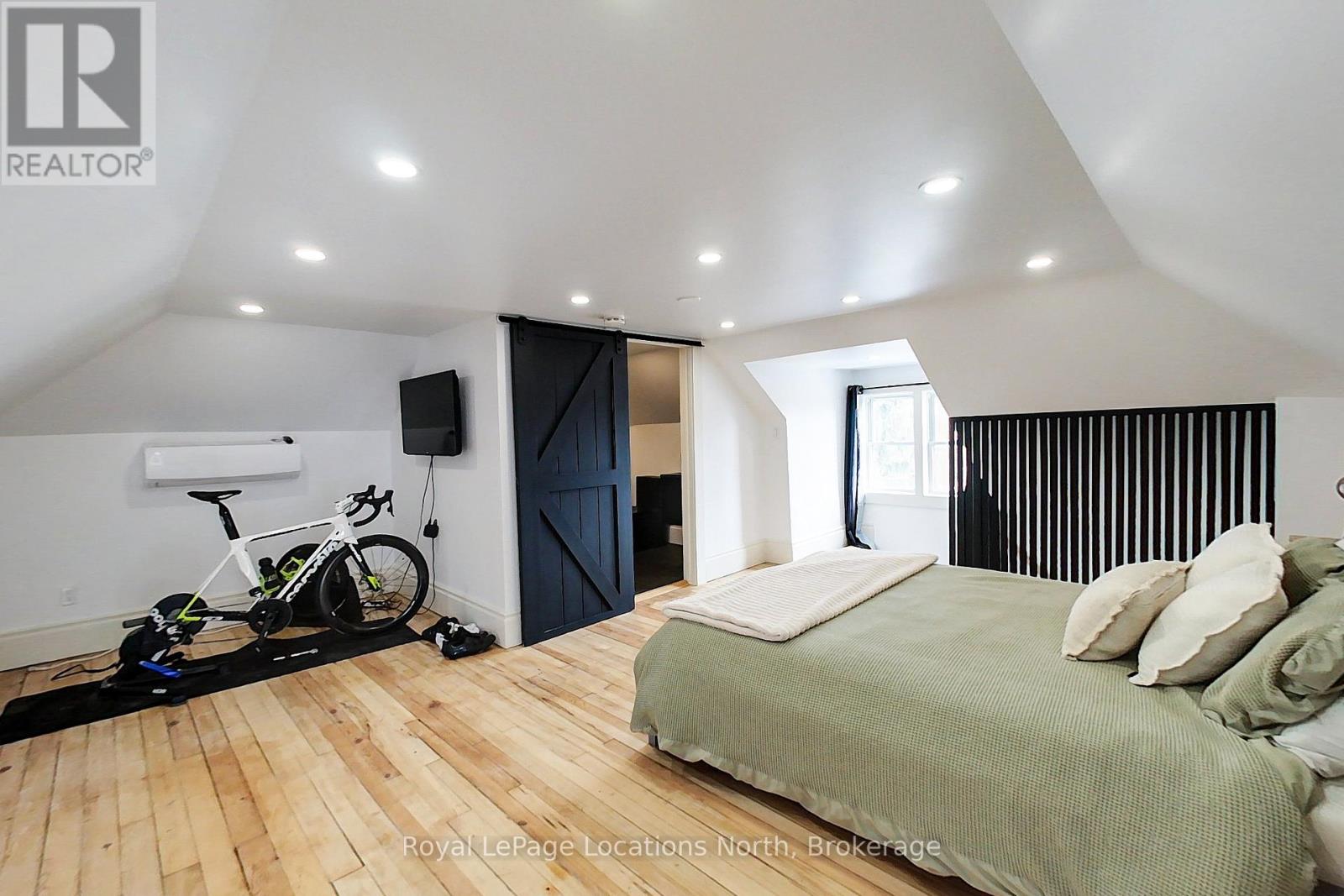 24 Marshall Street W, Meaford, Ontario  N4L 1E3 - Photo 31 - X12903526