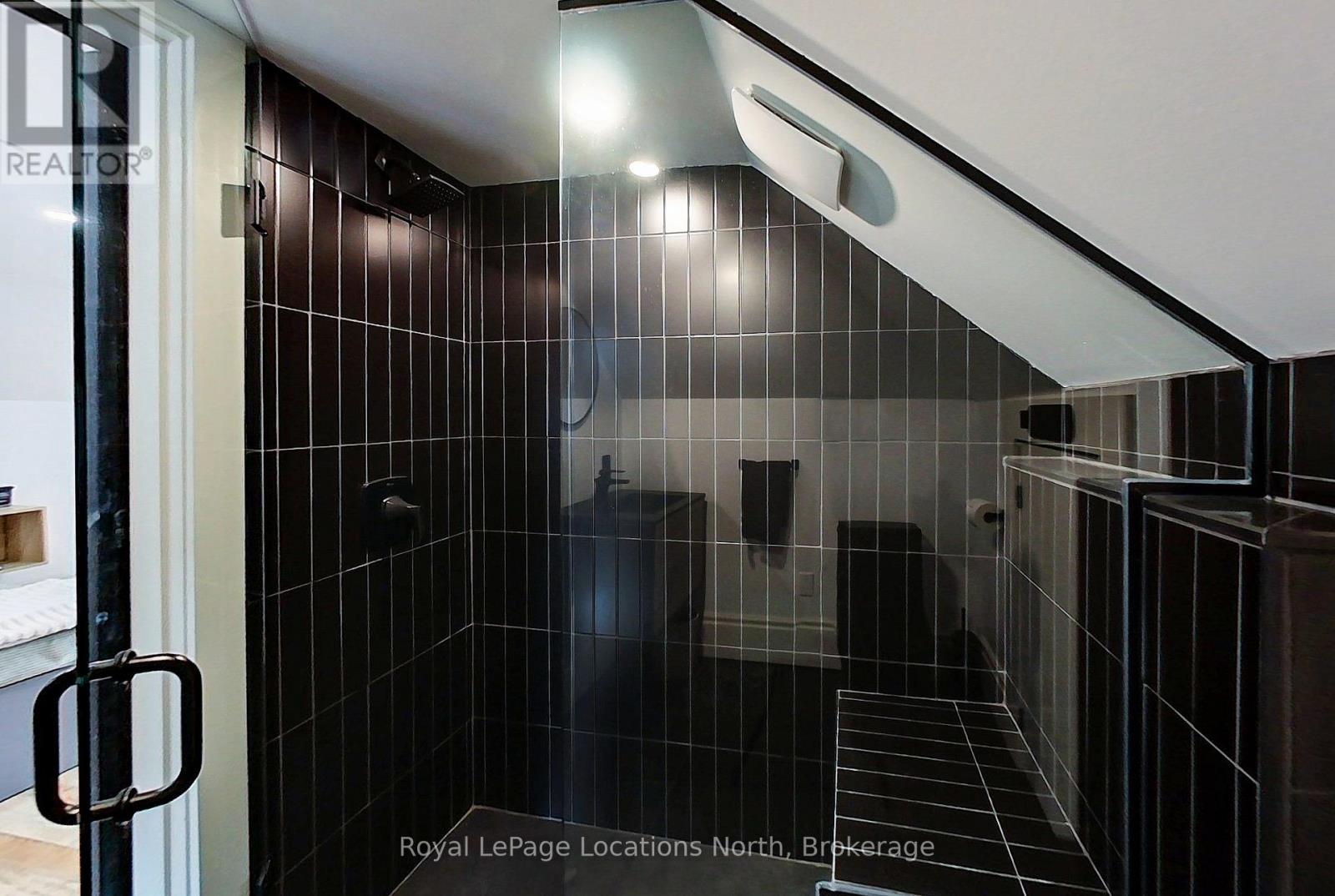 24 Marshall Street W, Meaford, Ontario  N4L 1E3 - Photo 33 - X12903526