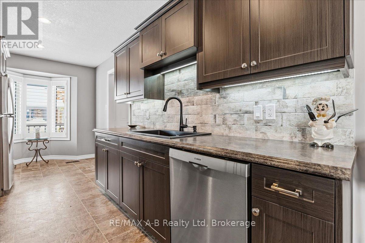 238 - 50 Galt Road, Stratford, Ontario  N5A 0B2 - Photo 12 - X12903602