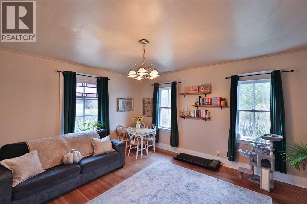 301 Noble Street, Barons, Alberta  T0L 0G0 - Photo 9 - A2275285