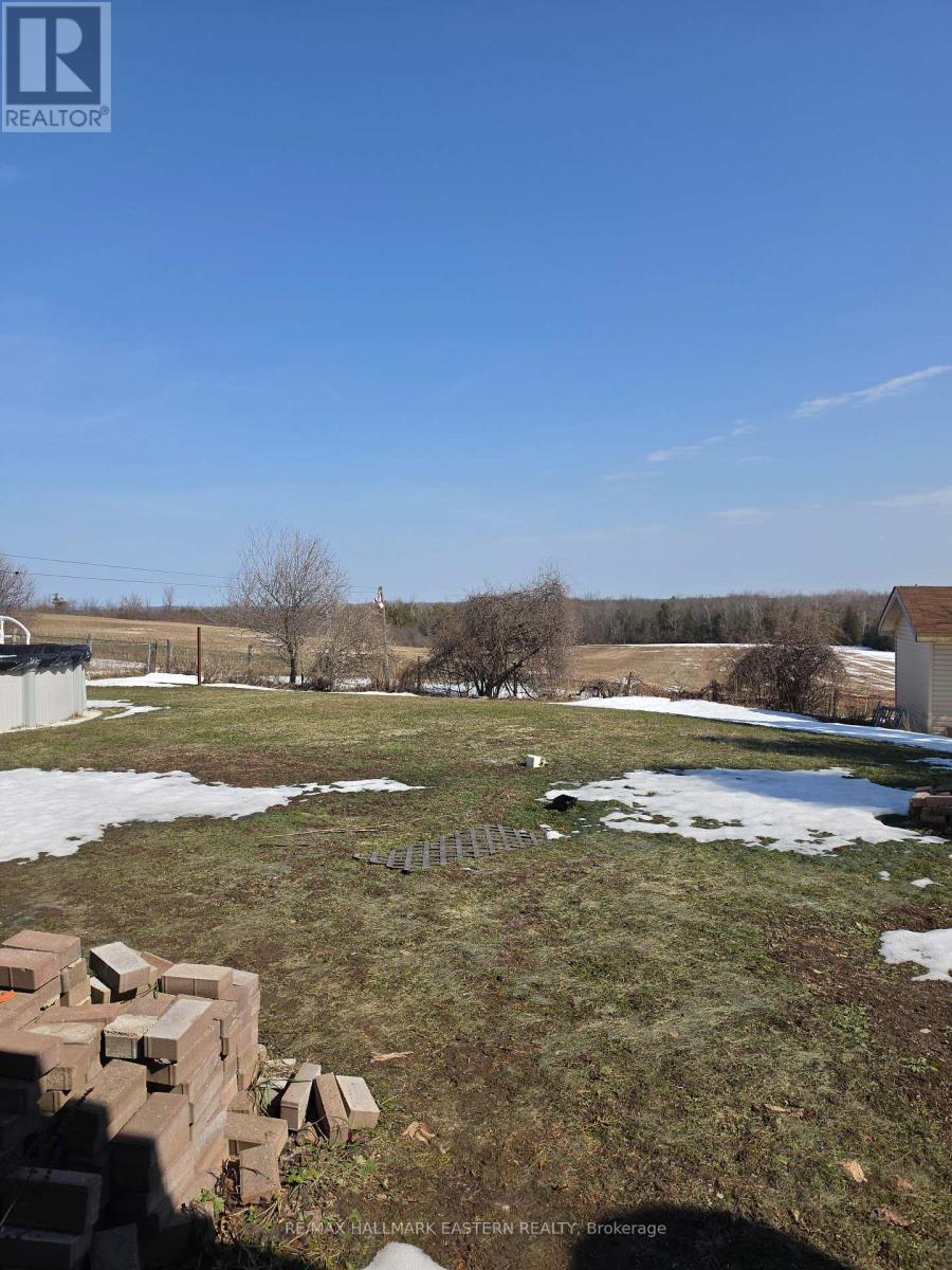 1027 Tara Road, Selwyn, Ontario  K0L 1T0 - Photo 25 - X12903576