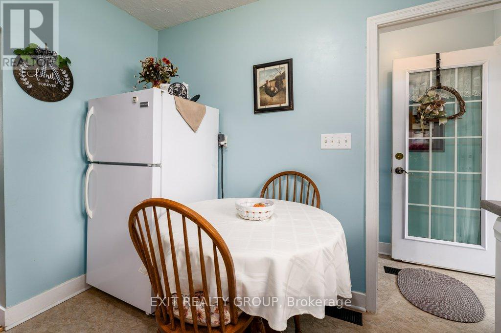 96 Elgin Street, Centre Hastings, Ontario  K0K 2K0 - Photo 11 - X12903580