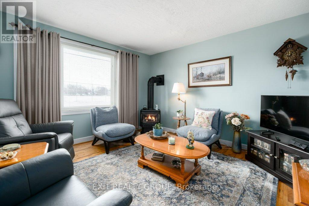 96 Elgin Street, Centre Hastings, Ontario  K0K 2K0 - Photo 6 - X12903580