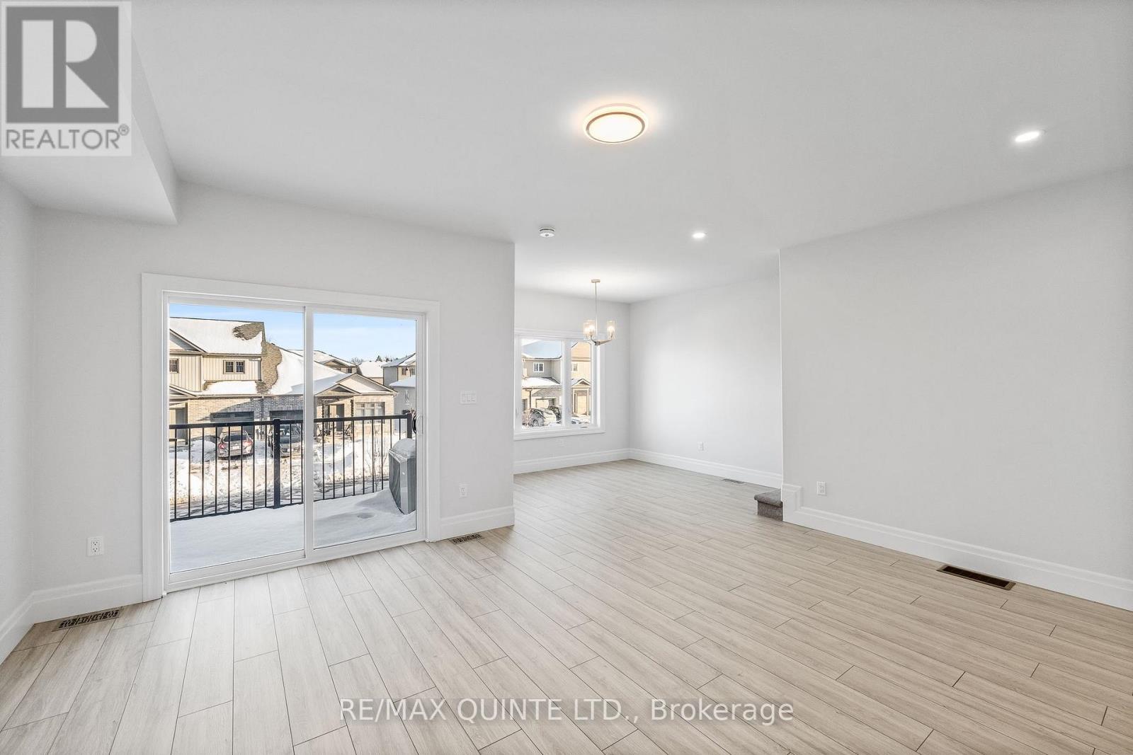 25 Markland Avenue, Prince Edward County, Ontario  K0K 2T0 - Photo 13 - X12903592