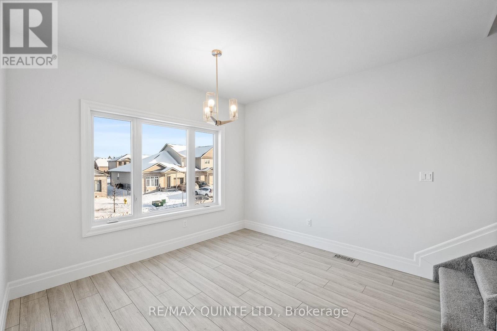 25 Markland Avenue, Prince Edward County, Ontario  K0K 2T0 - Photo 14 - X12903592