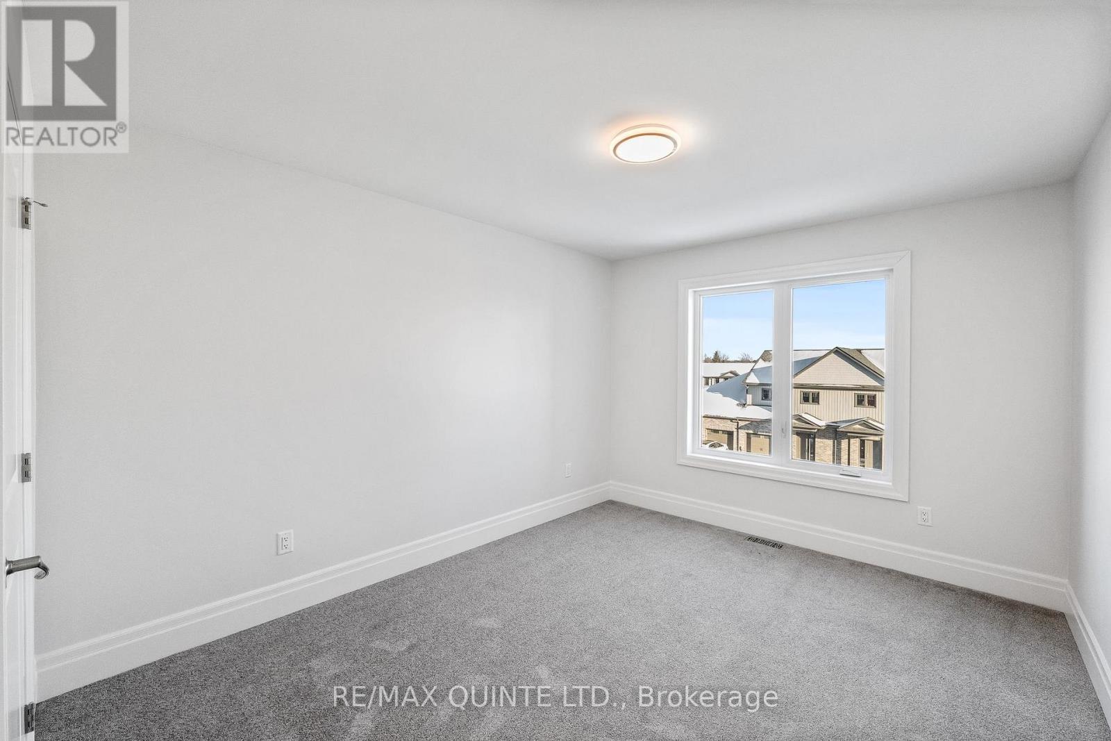 25 Markland Avenue, Prince Edward County, Ontario  K0K 2T0 - Photo 18 - X12903592