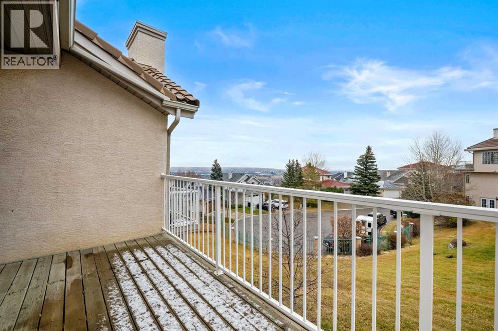 702 Patterson View Sw, Calgary, Alberta  T3H 3J9 - Photo 7 - A2286174