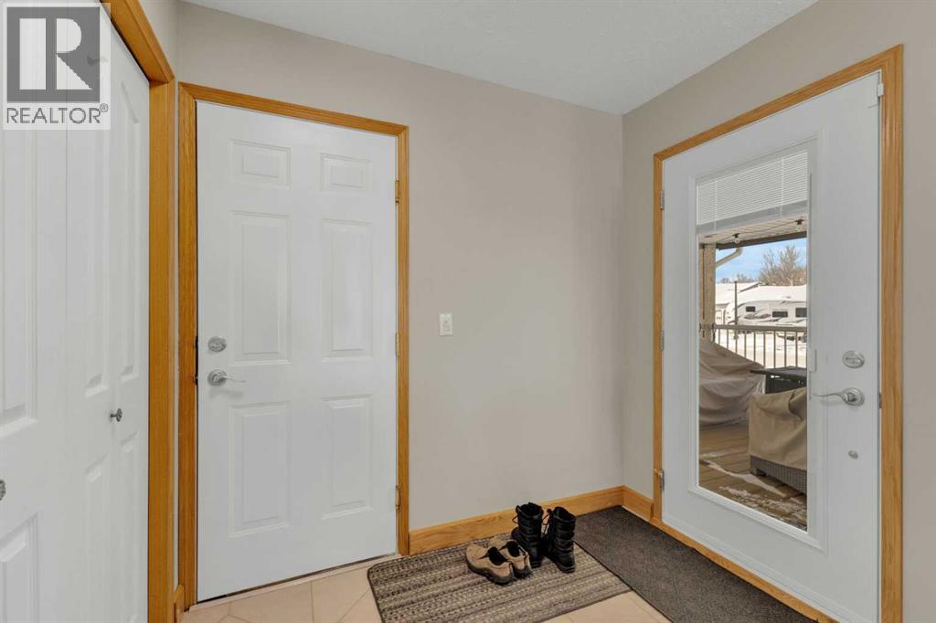 10 Park Lane, Olds, Alberta  T4H 1W2 - Photo 7 - A2293830