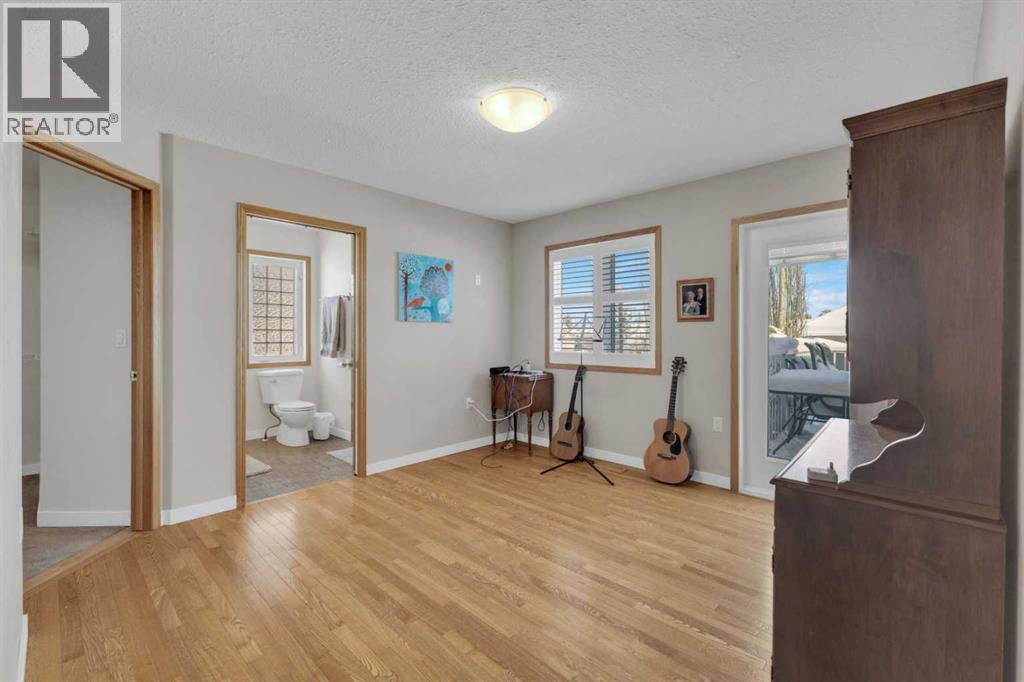 10 Park Lane, Olds, Alberta  T4H 1W2 - Photo 25 - A2293830