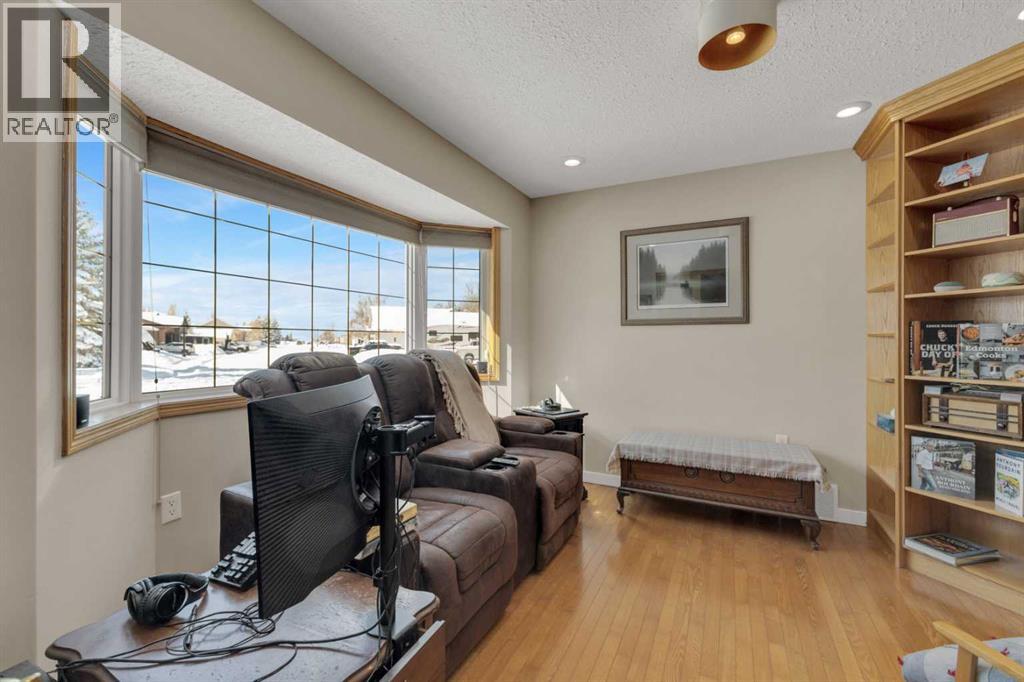 10 Park Lane, Olds, Alberta  T4H 1W2 - Photo 23 - A2293830