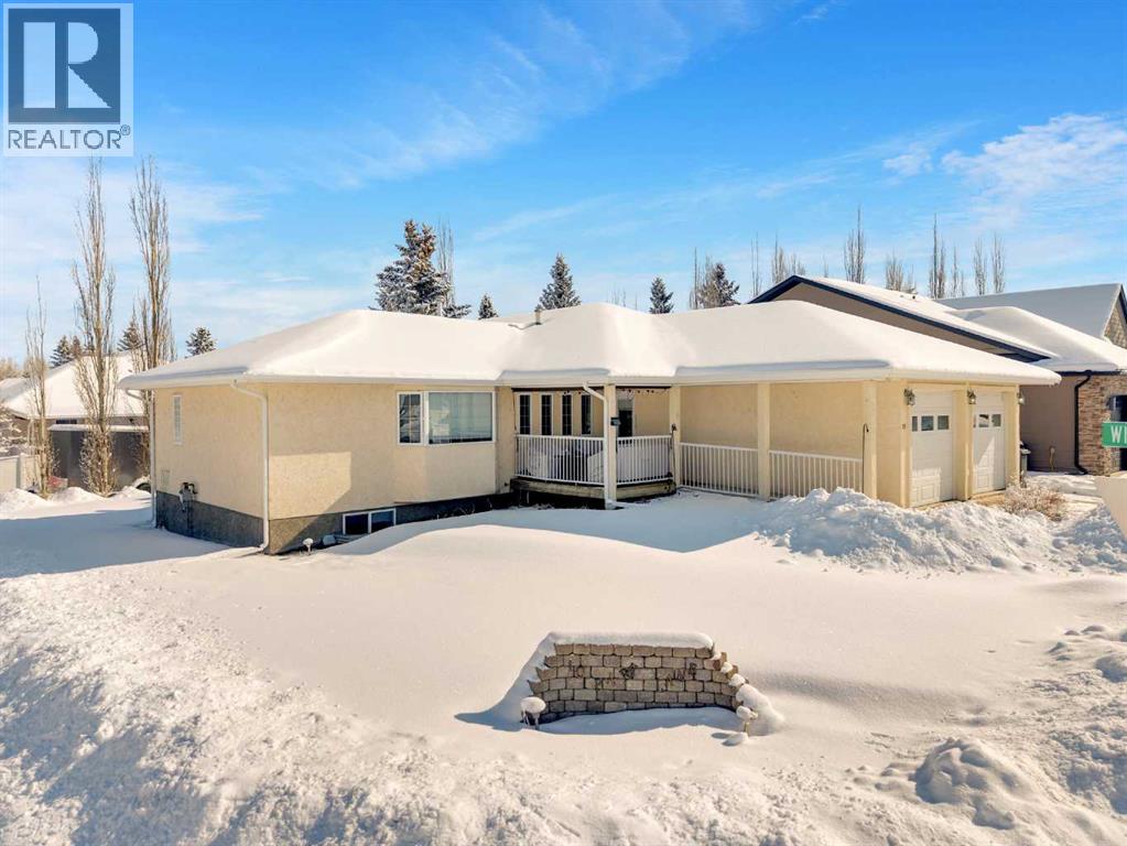 10 Park Lane, Olds, Alberta  T4H 1W2 - Photo 2 - A2293830