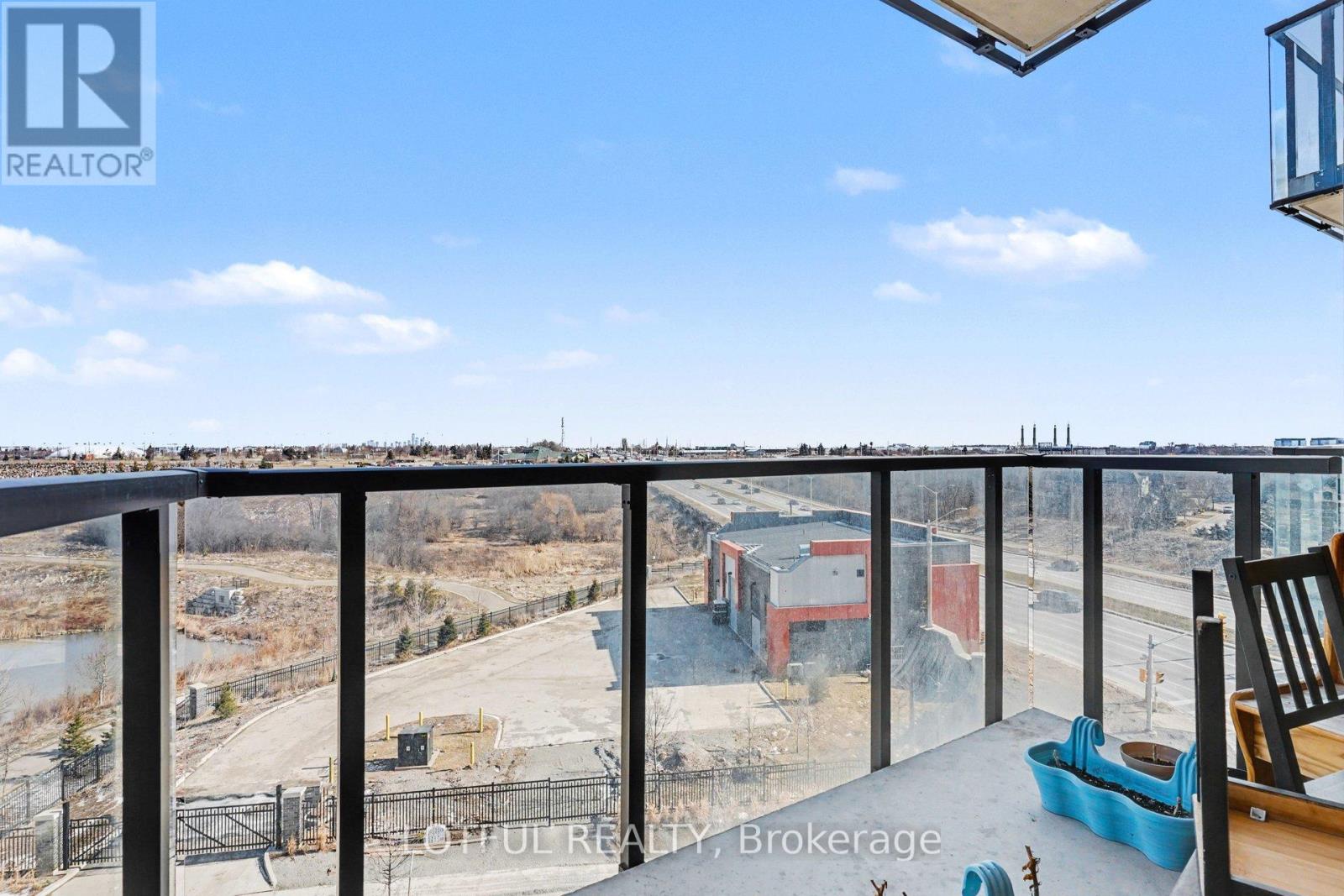 510 - 1415 Dundas Street E, Oakville, Ontario  L6H 7G1 - Photo 24 - W12903650