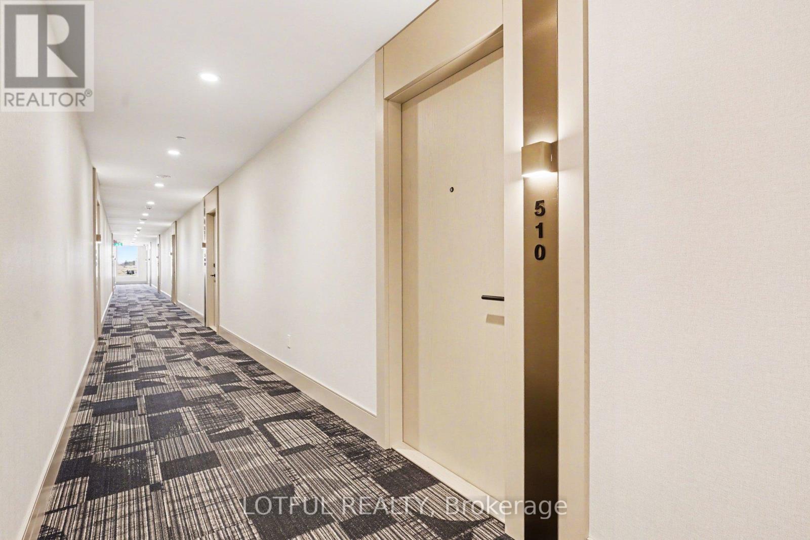 510 - 1415 Dundas Street E, Oakville, Ontario  L6H 7G1 - Photo 3 - W12903650