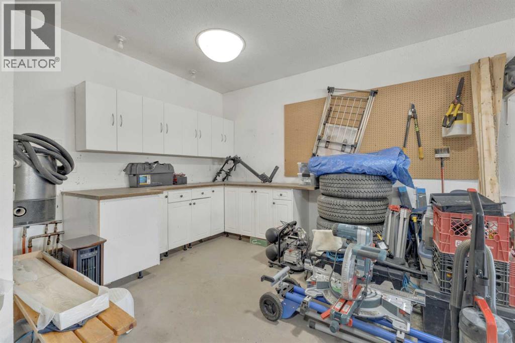 10 Park Lane, Olds, Alberta  T4H 1W2 - Photo 44 - A2293830