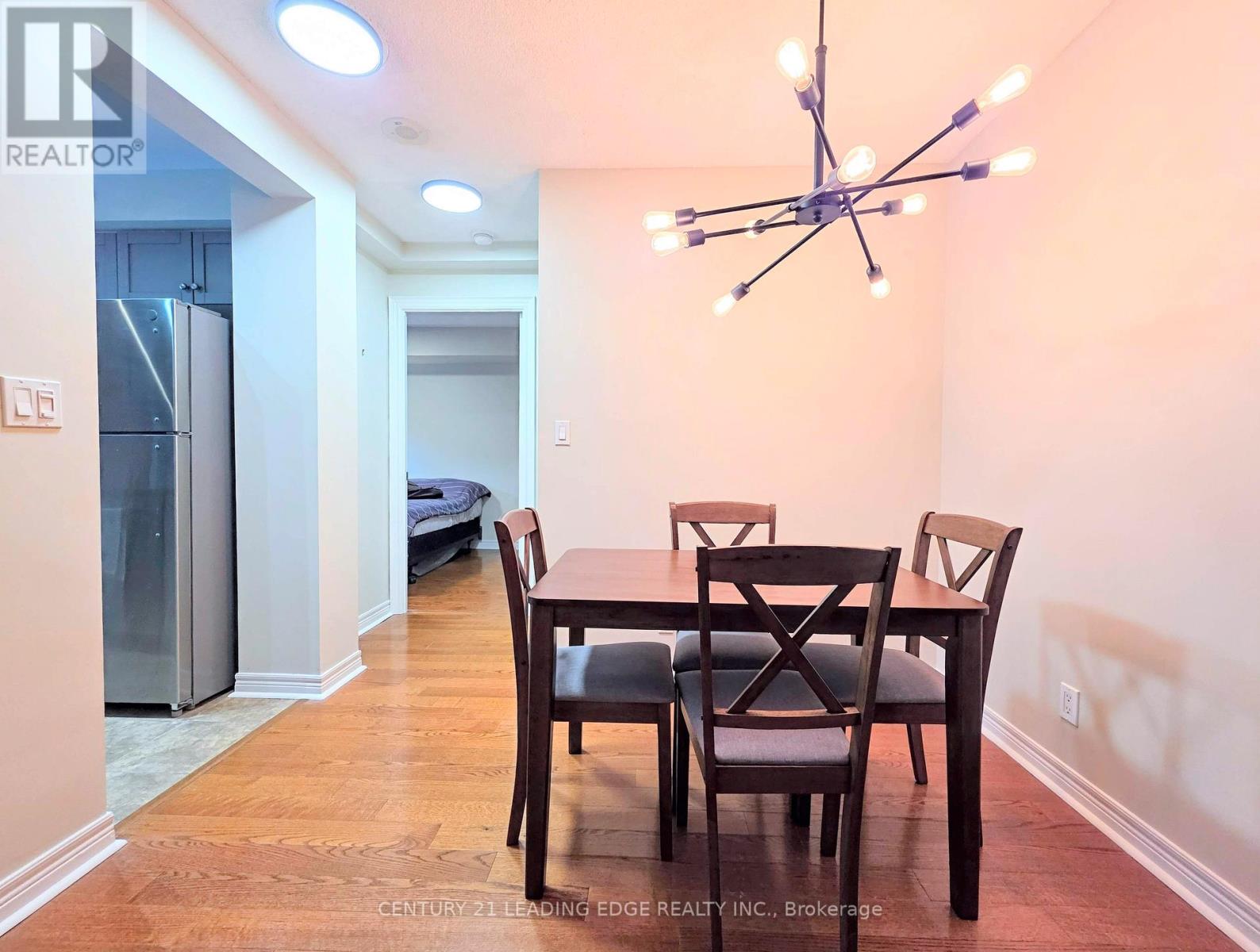 1012 - 212 Eglinton Avenue E, Toronto, Ontario  M4P 0A3 - Photo 7 - C12903620