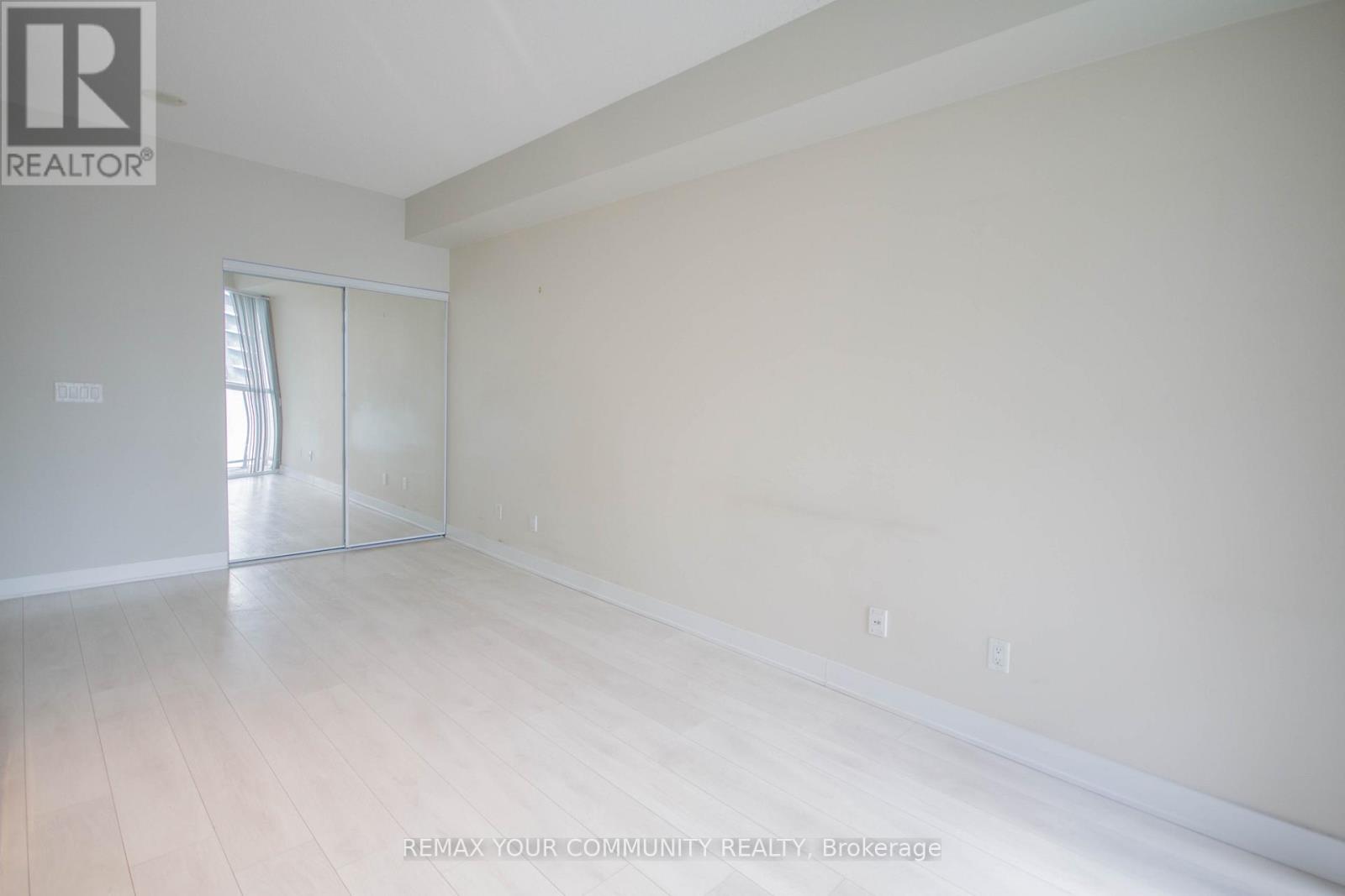 712 - 169 Fort York Boulevard, Toronto, Ontario  M5V 0C8 - Photo 2 - C12903624