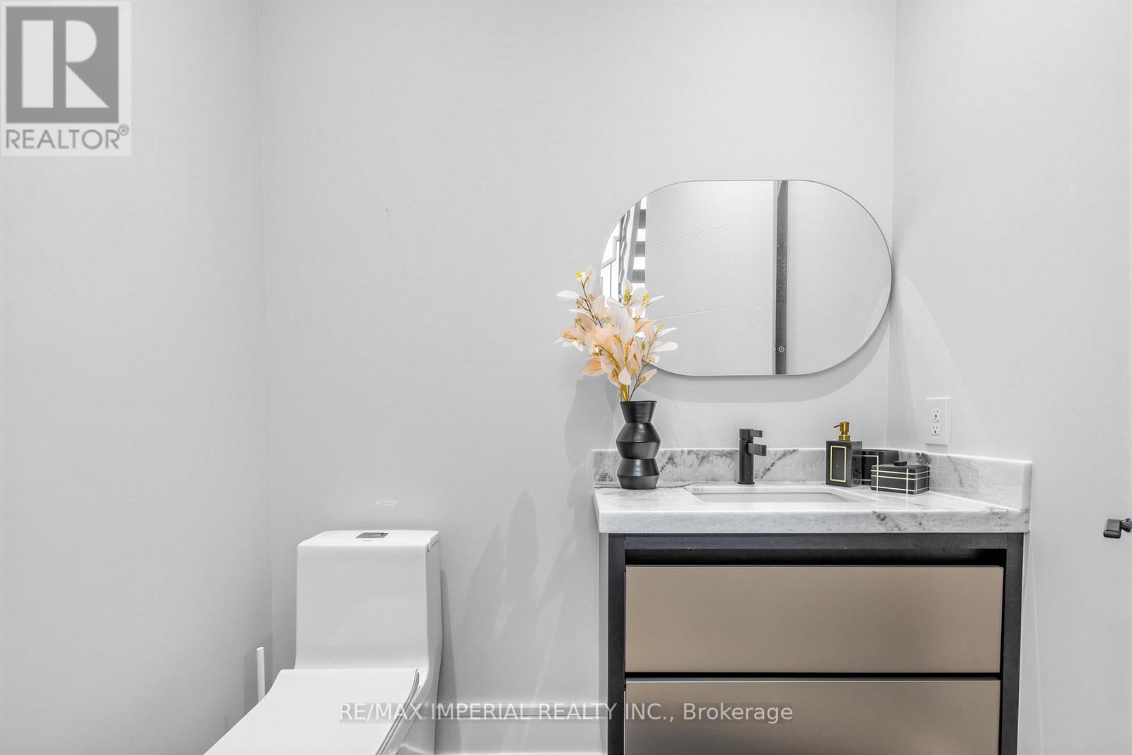 68 Lynnhaven Road, Toronto, Ontario  M6A 2K9 - Photo 12 - C12903680