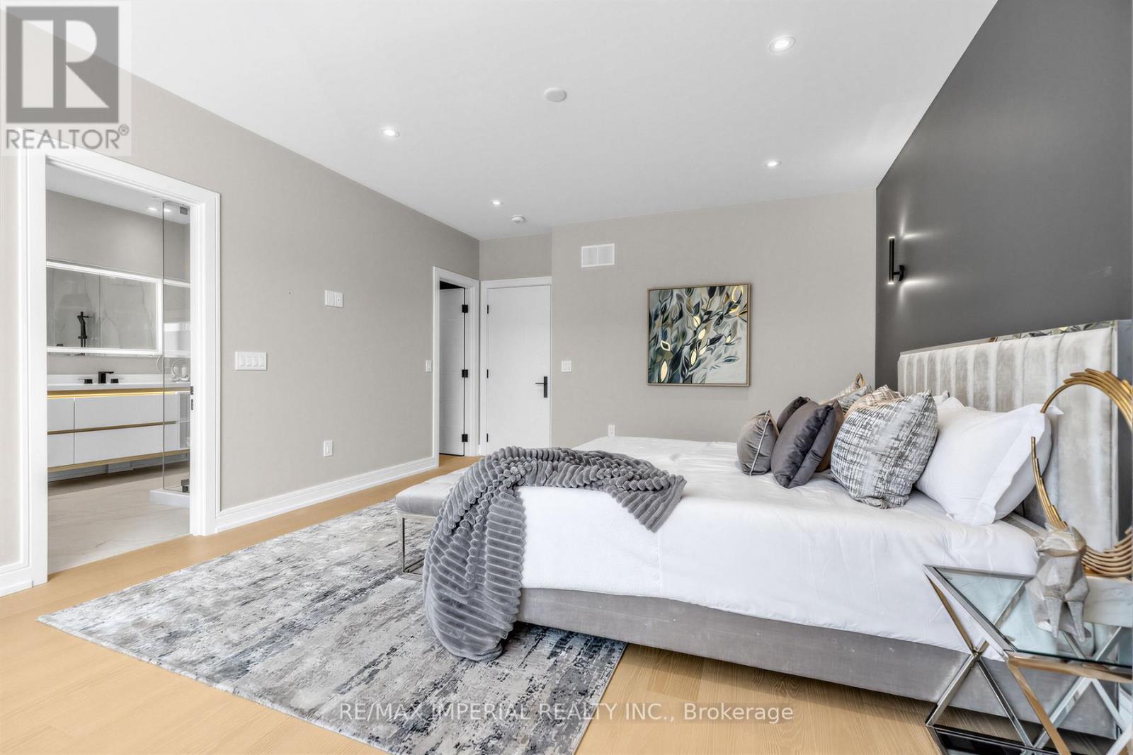 68 Lynnhaven Road, Toronto, Ontario  M6A 2K9 - Photo 29 - C12903680