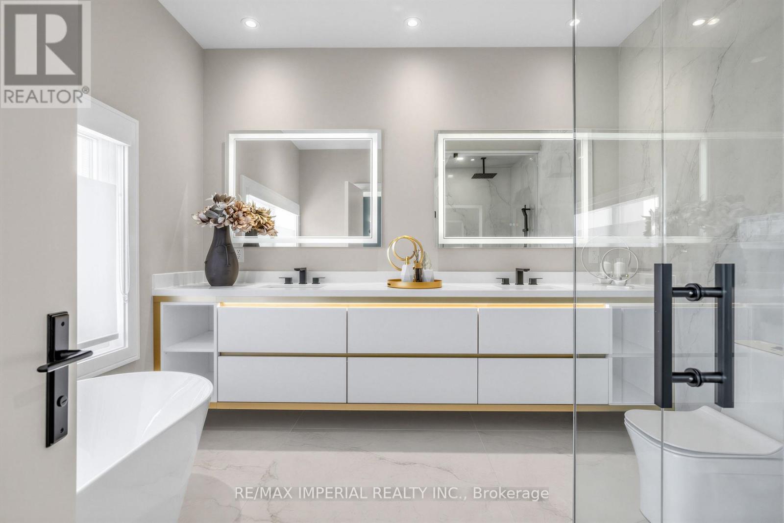 68 Lynnhaven Road, Toronto, Ontario  M6A 2K9 - Photo 32 - C12903680