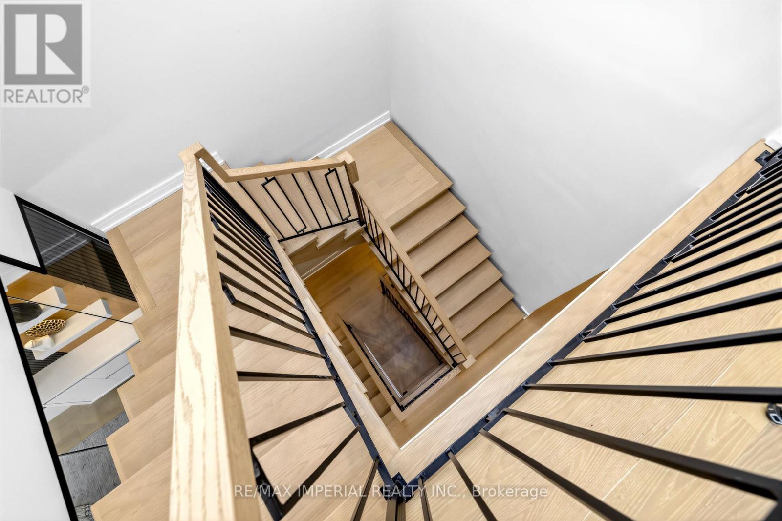 68 Lynnhaven Road, Toronto, Ontario  M6A 2K9 - Photo 44 - C12903680