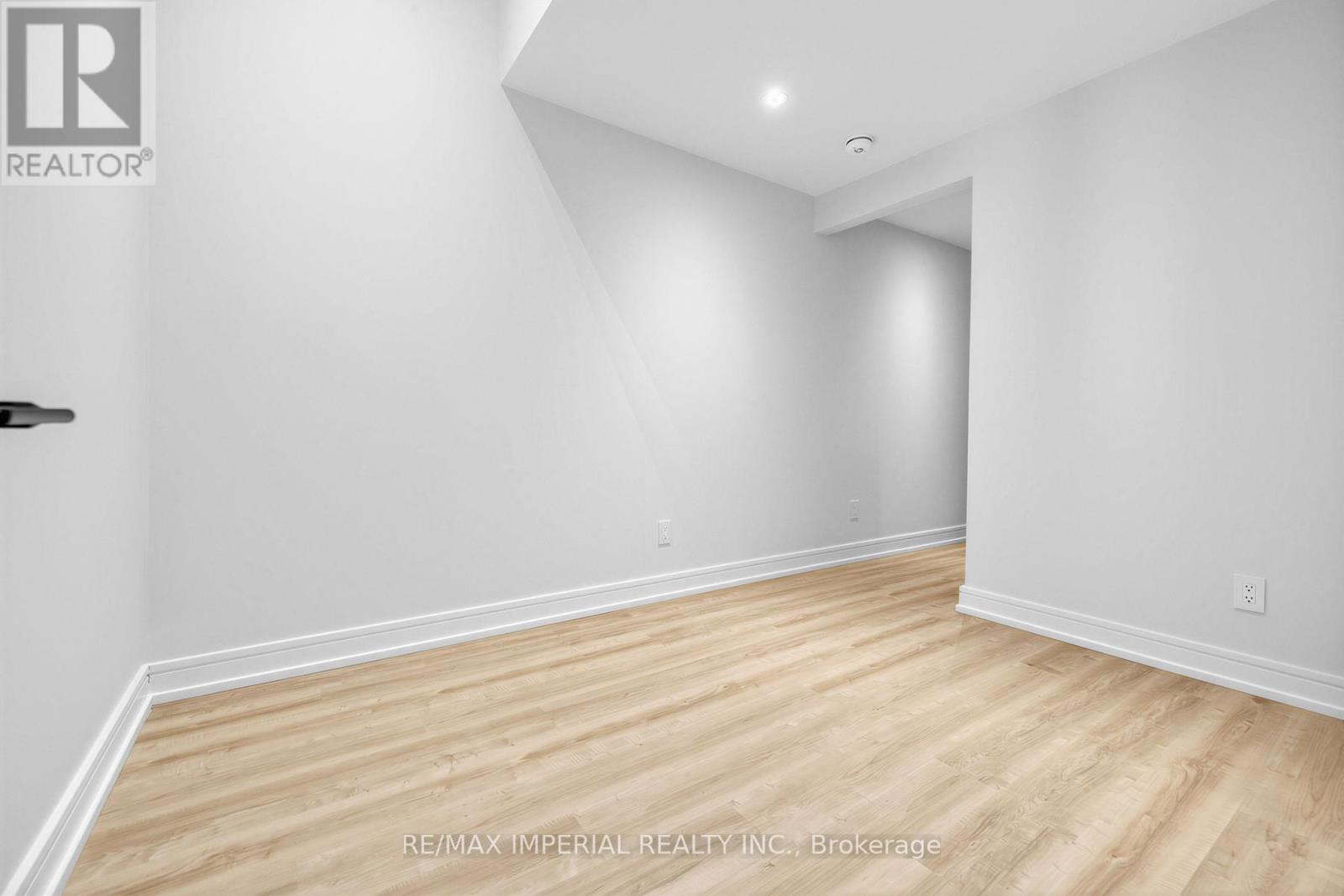 68 Lynnhaven Road, Toronto, Ontario  M6A 2K9 - Photo 46 - C12903680