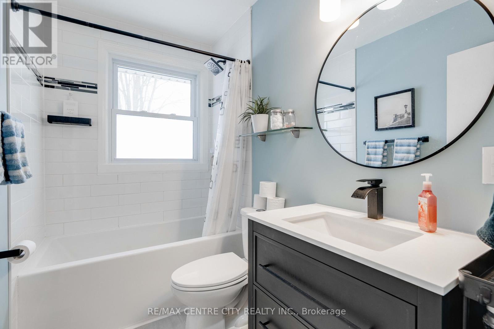 311 Adelaide Street E, Strathroy-Caradoc, Ontario  N7G 2V9 - Photo 8 - X12903558