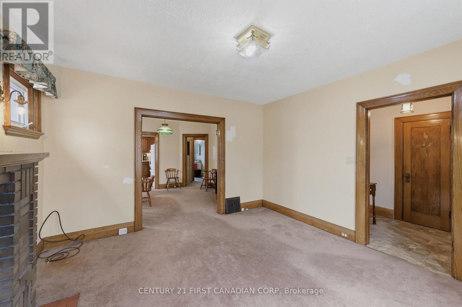 523 Hale Street, London East, Ontario  N5W 1G9 - Photo 5 - X12903568