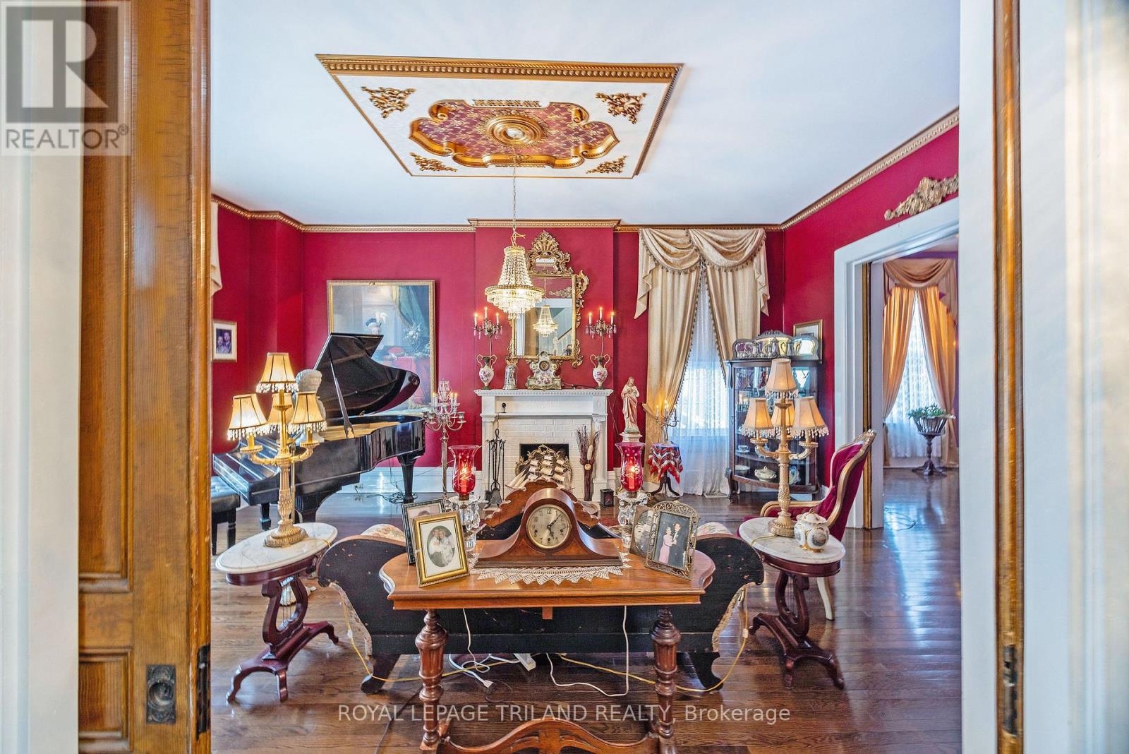 81 Wellington Street, St. Thomas, Ontario  N5R 2P9 - Photo 10 - X12903612