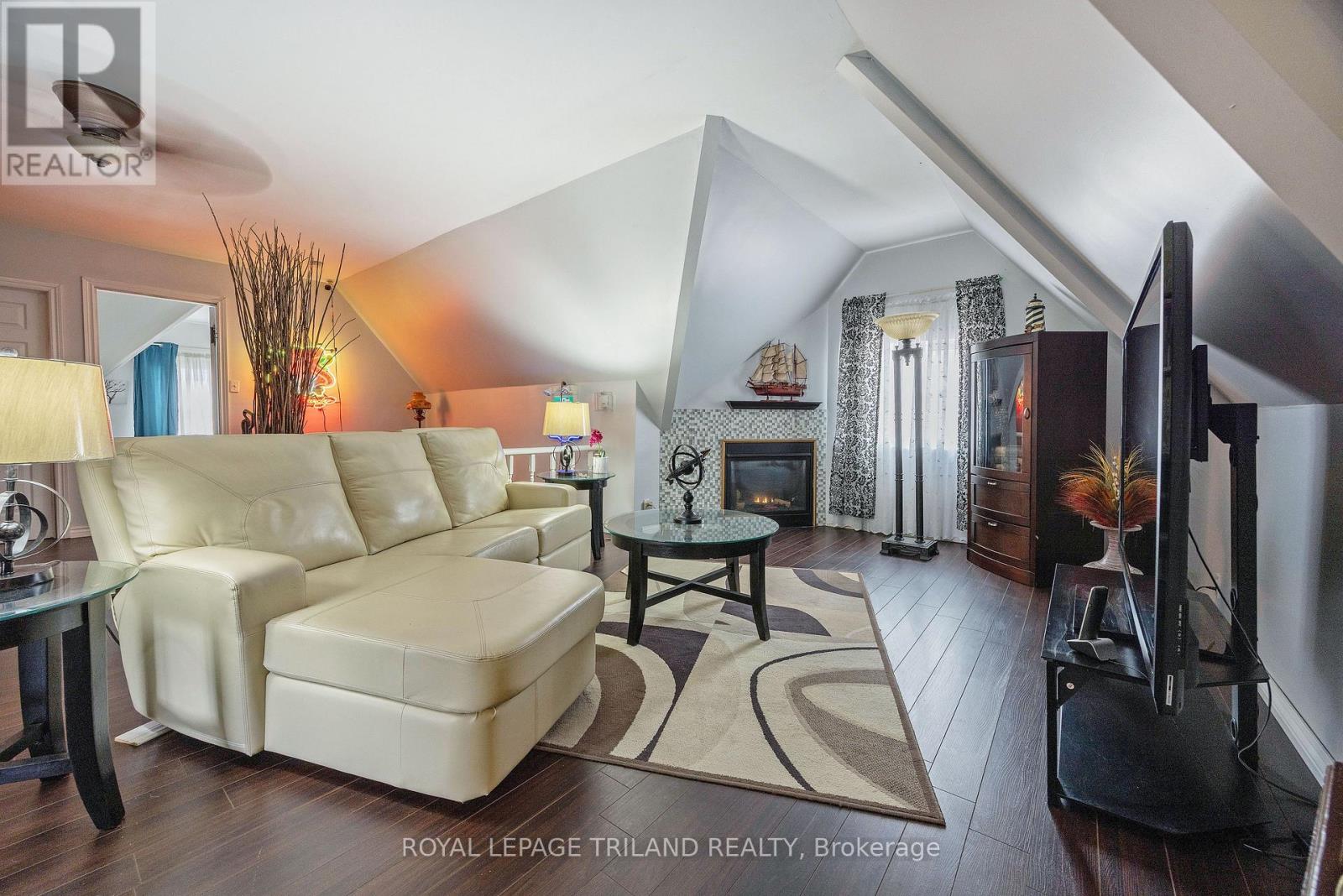 81 Wellington Street, St. Thomas, Ontario  N5R 2P9 - Photo 38 - X12903612