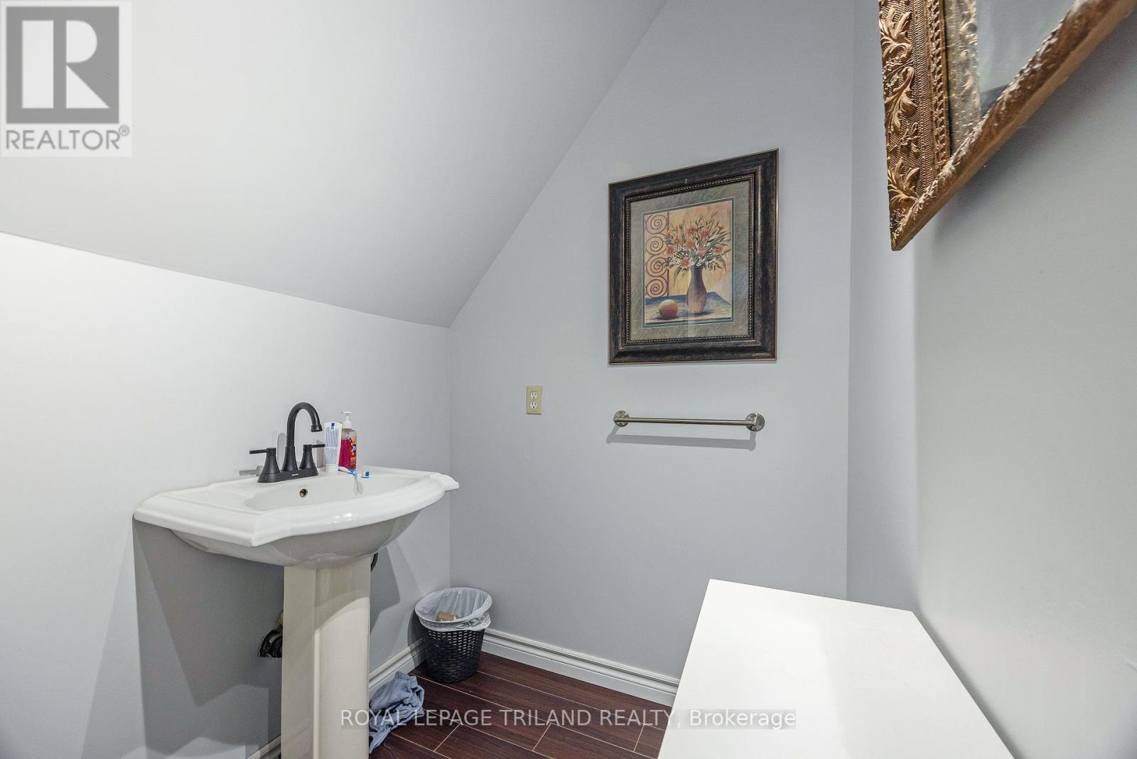 81 Wellington Street, St. Thomas, Ontario  N5R 2P9 - Photo 43 - X12903612