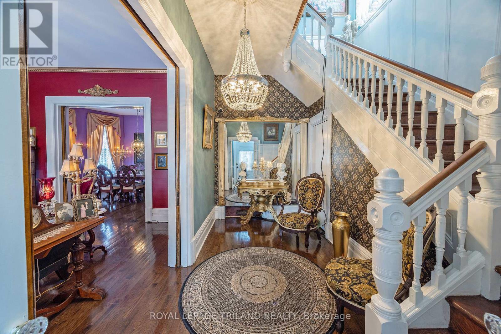 81 Wellington Street, St. Thomas, Ontario  N5R 2P9 - Photo 5 - X12903612