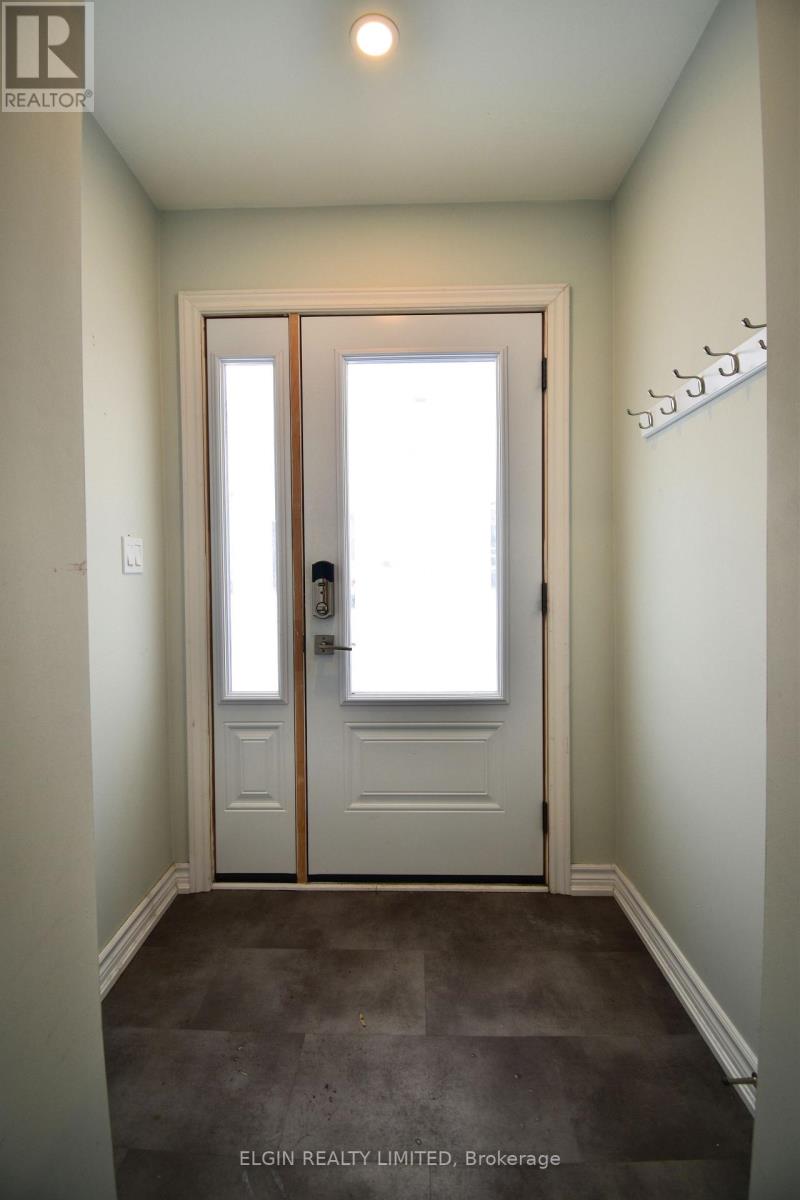 861 Lovett Street, London East, Ontario  N5Z 1N3 - Photo 10 - X12903692