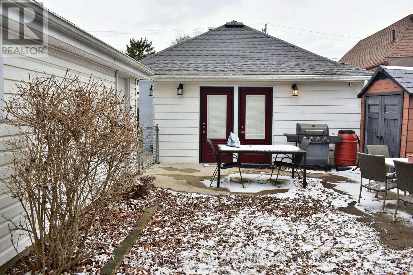 861 Lovett Street, London East, Ontario  N5Z 1N3 - Photo 28 - X12903692