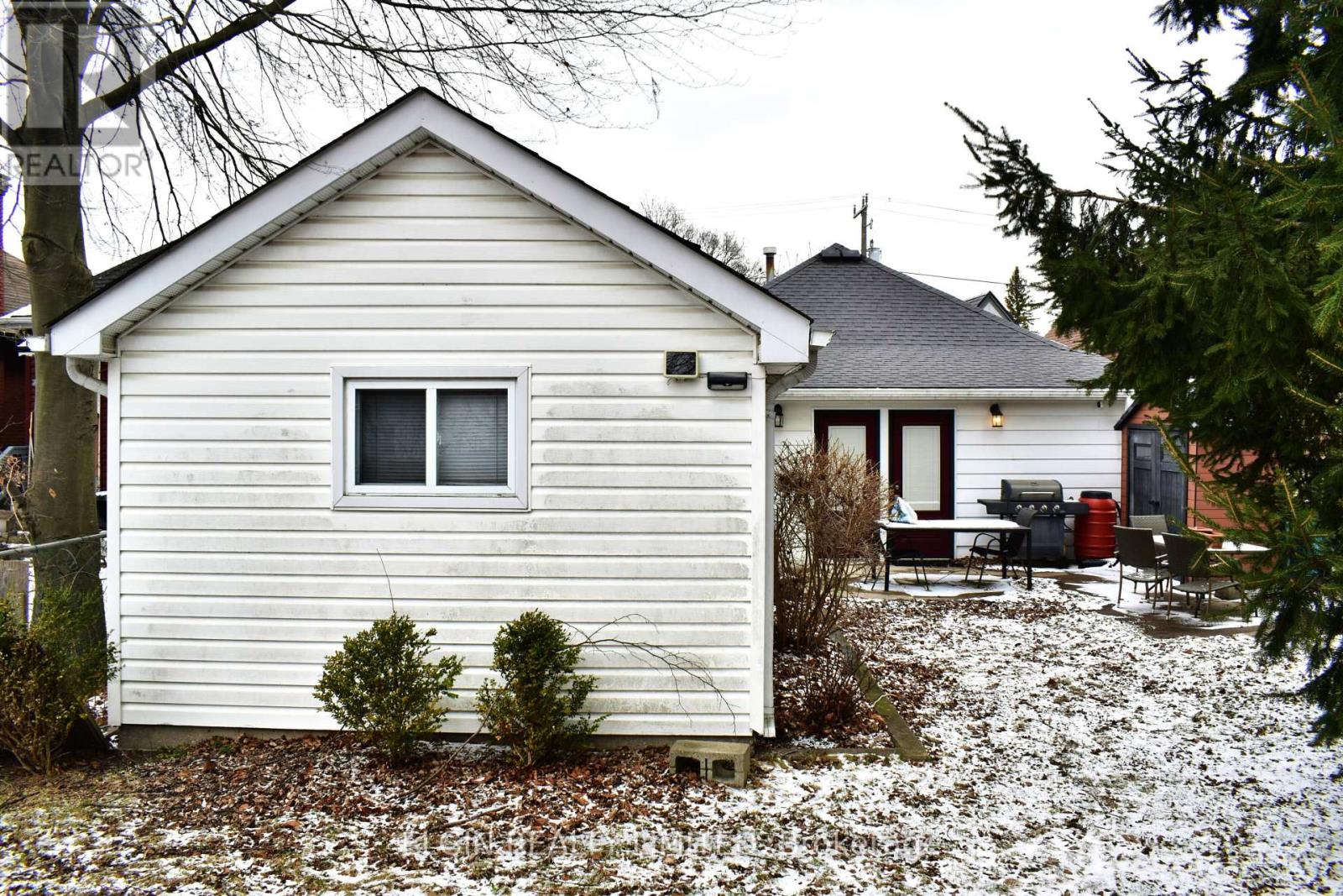 861 Lovett Street, London East, Ontario  N5Z 1N3 - Photo 29 - X12903692