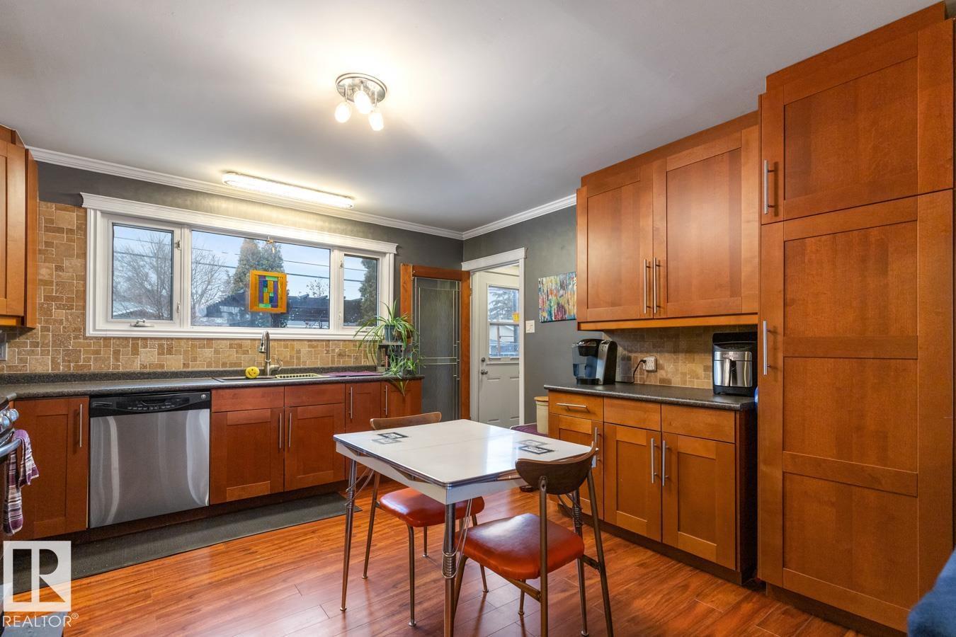 10512 44 St Nw, Edmonton, Alberta  T6A 1V9 - Photo 13 - E4478382