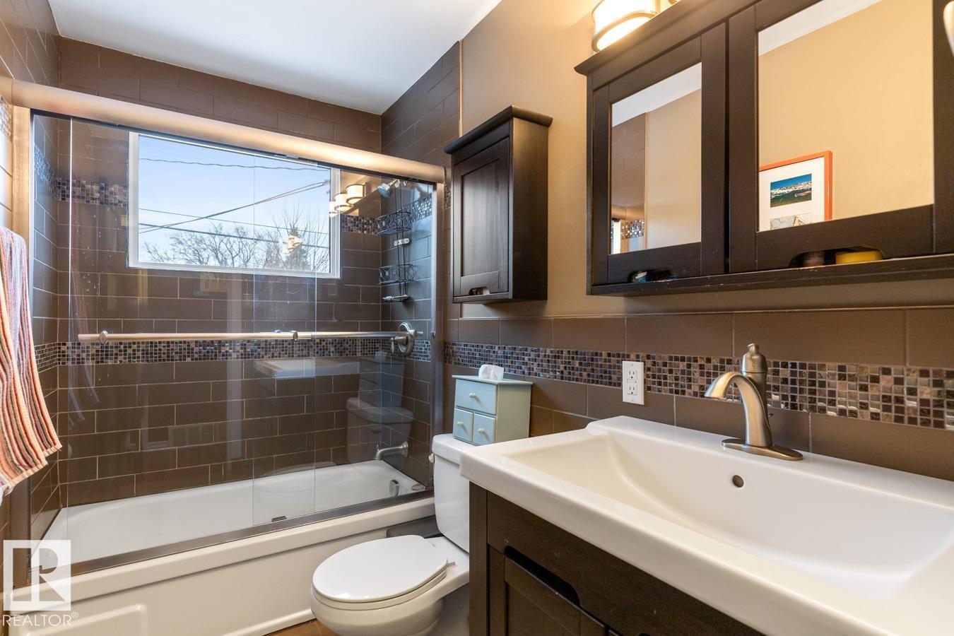 10512 44 St Nw, Edmonton, Alberta  T6A 1V9 - Photo 16 - E4478382