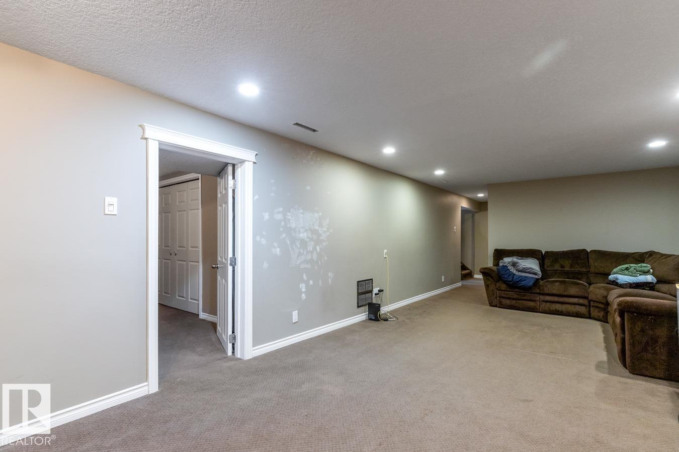 10512 44 St Nw, Edmonton, Alberta  T6A 1V9 - Photo 25 - E4478382