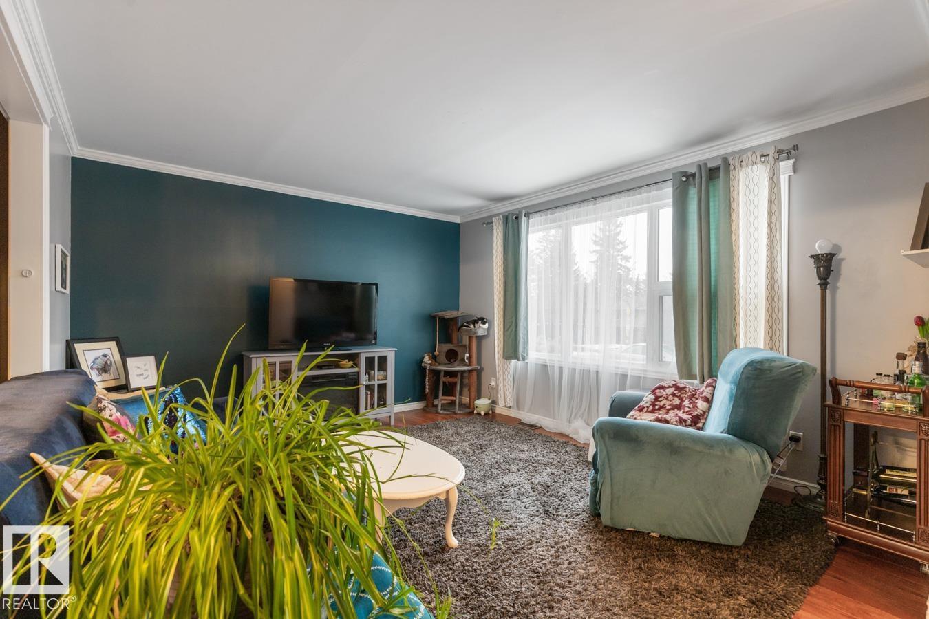 10512 44 St Nw, Edmonton, Alberta  T6A 1V9 - Photo 7 - E4478382