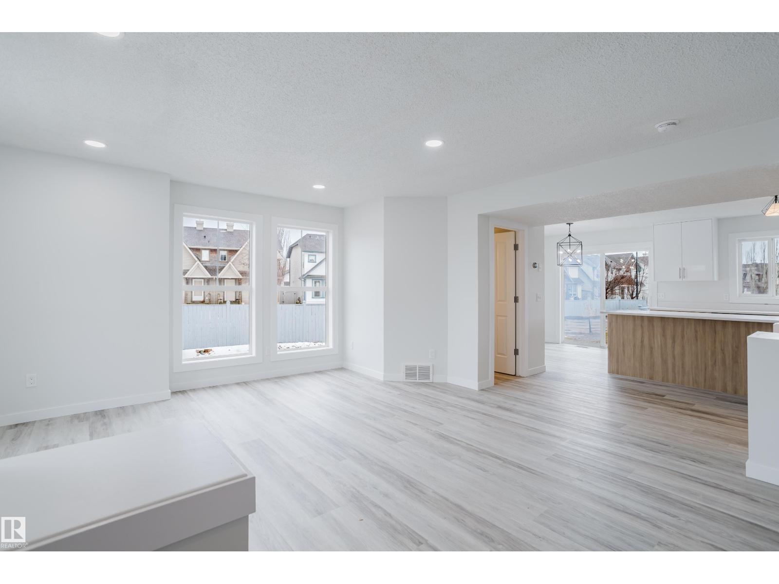 5604 202 St Nw, Edmonton, Alberta  T6M 0B3 - Photo 7 - E4478383