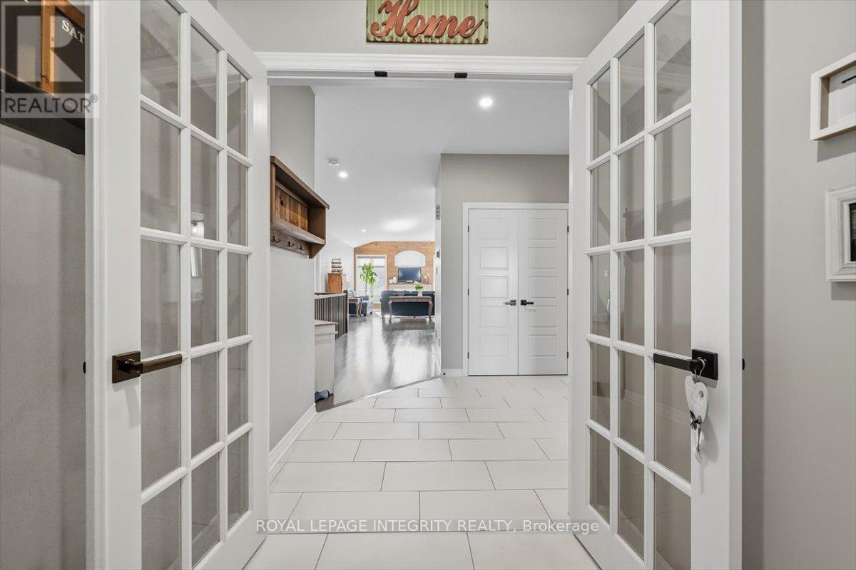 819 Tewin Circle, Ottawa, Ontario  K4A 1K2 - Photo 5 - X12903494