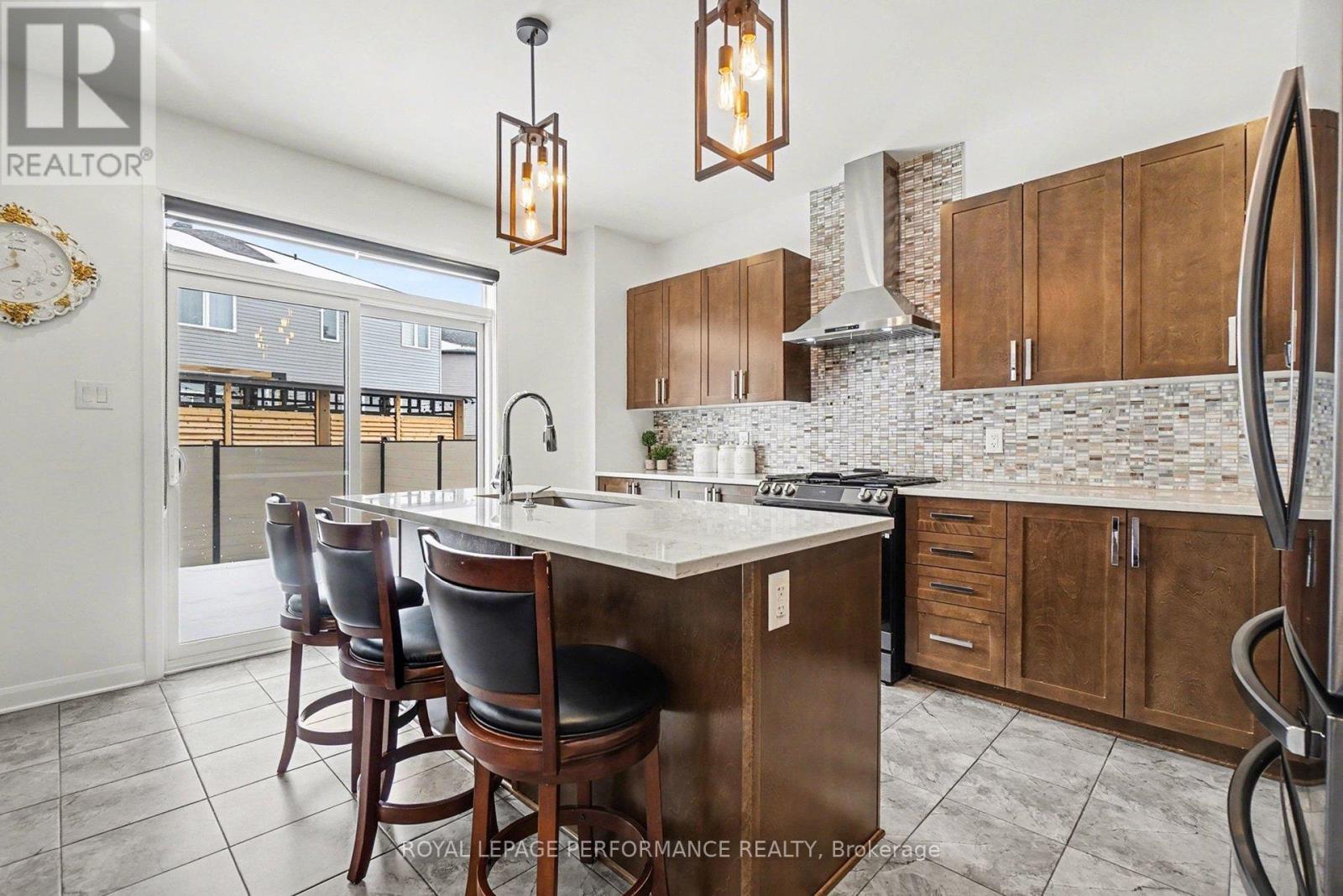 372 Aquaview Drive, Ottawa, Ontario  K4A 5K5 - Photo 11 - X12903498