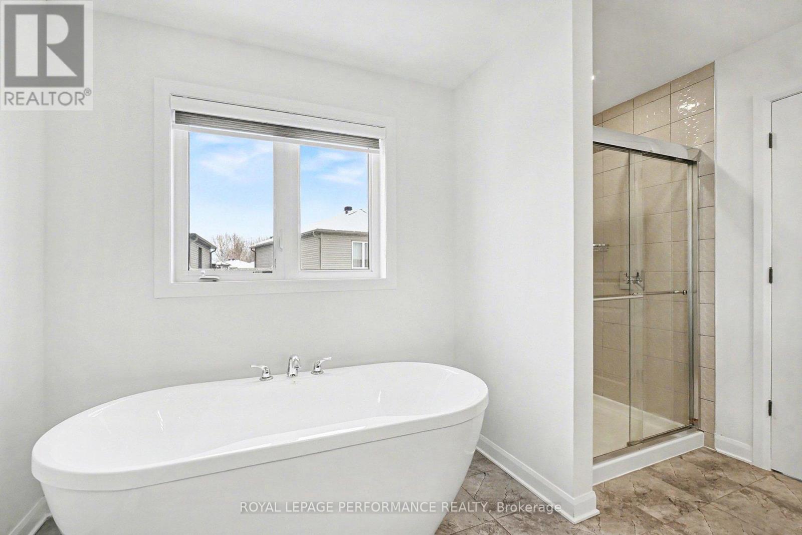 372 Aquaview Drive, Ottawa, Ontario  K4A 5K5 - Photo 31 - X12903498