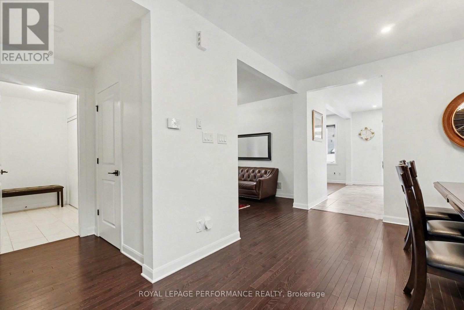 372 Aquaview Drive, Ottawa, Ontario  K4A 5K5 - Photo 5 - X12903498