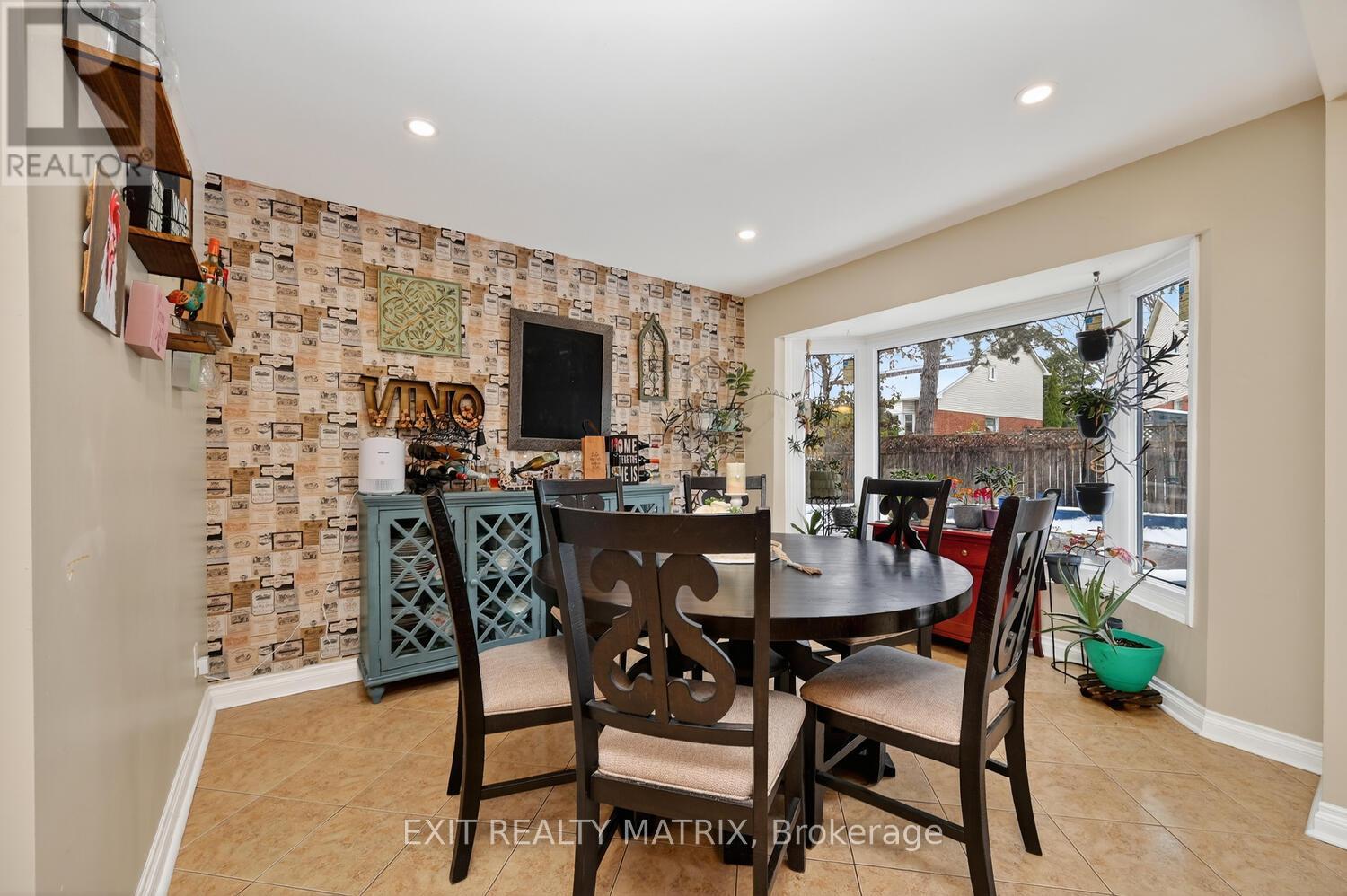 19 Mclennan Way, Ottawa, Ontario  K2L 2N1 - Photo 13 - X12903524