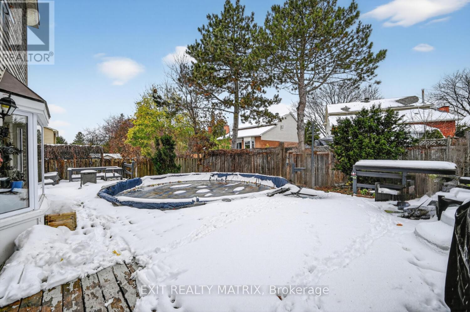 19 Mclennan Way, Ottawa, Ontario  K2L 2N1 - Photo 34 - X12903524