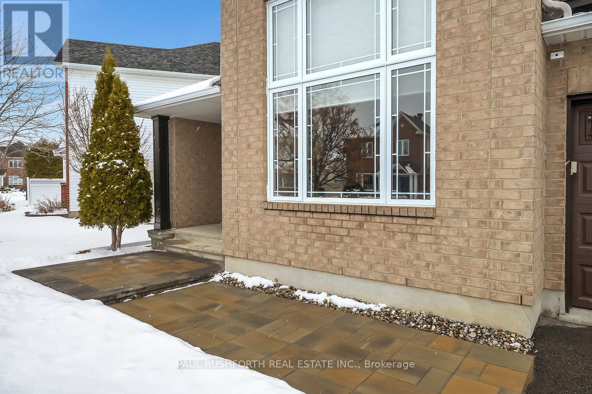 310 Sarabella Street, Ottawa, Ontario  K4A 0A3 - Photo 2 - X12903696