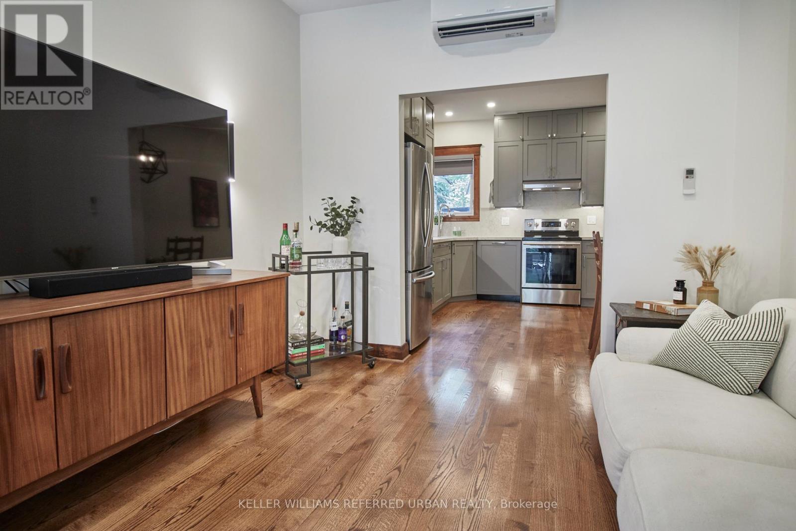 Main - 292 Withrow Avenue, Toronto, Ontario  M4J 1B7 - Photo 8 - E12903564