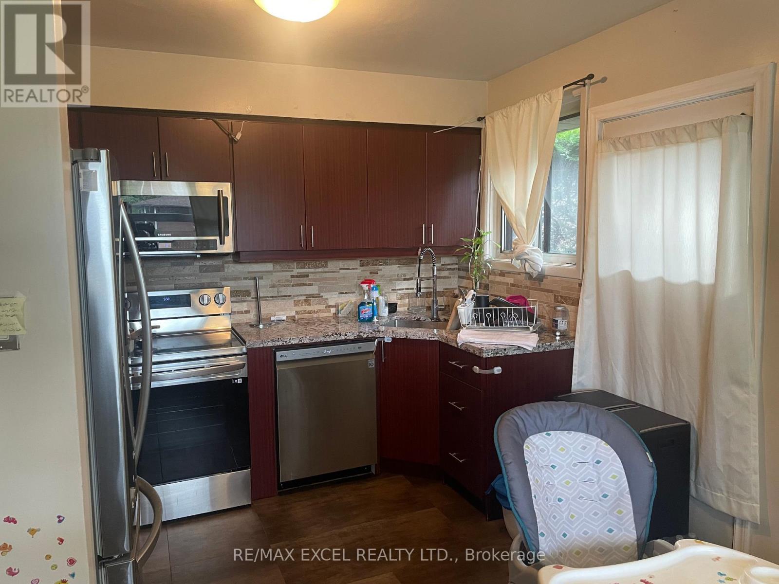 16 Sundance Crescent, Toronto, Ontario  M1G 2M2 - Photo 15 - E12903614