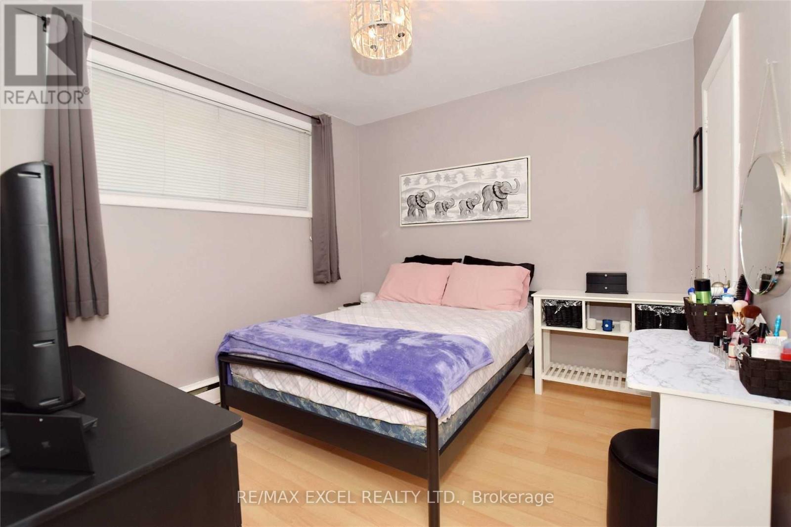 16 Sundance Crescent, Toronto, Ontario  M1G 2M2 - Photo 7 - E12903614